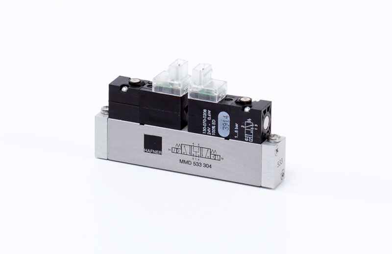 MMD 533 304 - 24 DC